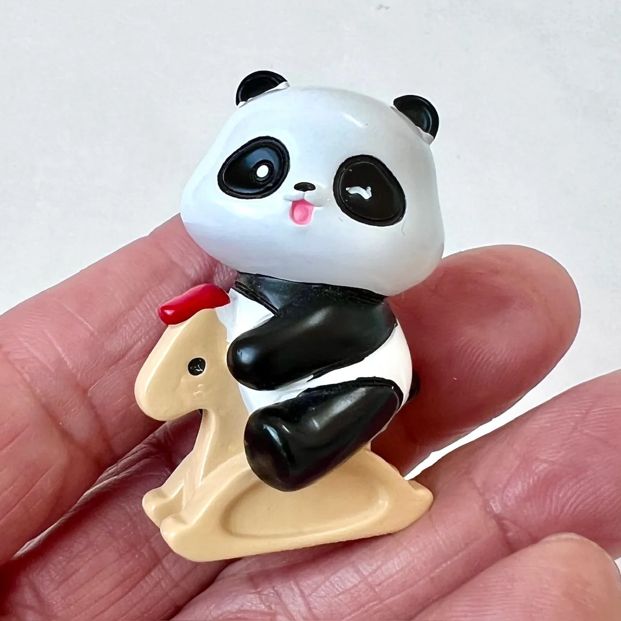 71004 PANDA FIGURINE BLIND BOX-8