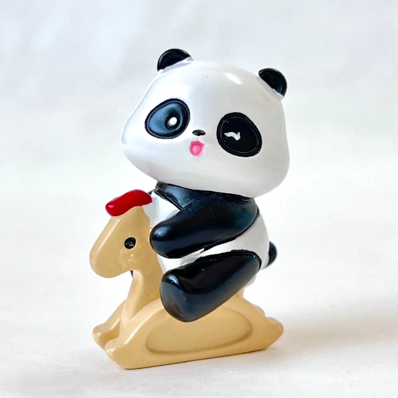 71004 PANDA FIGURINE BLIND BOX-8