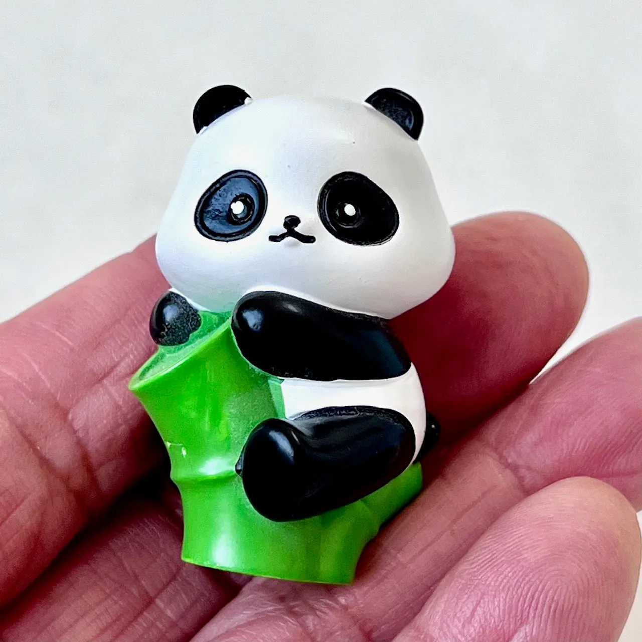 71004 PANDA FIGURINE BLIND BOX-8