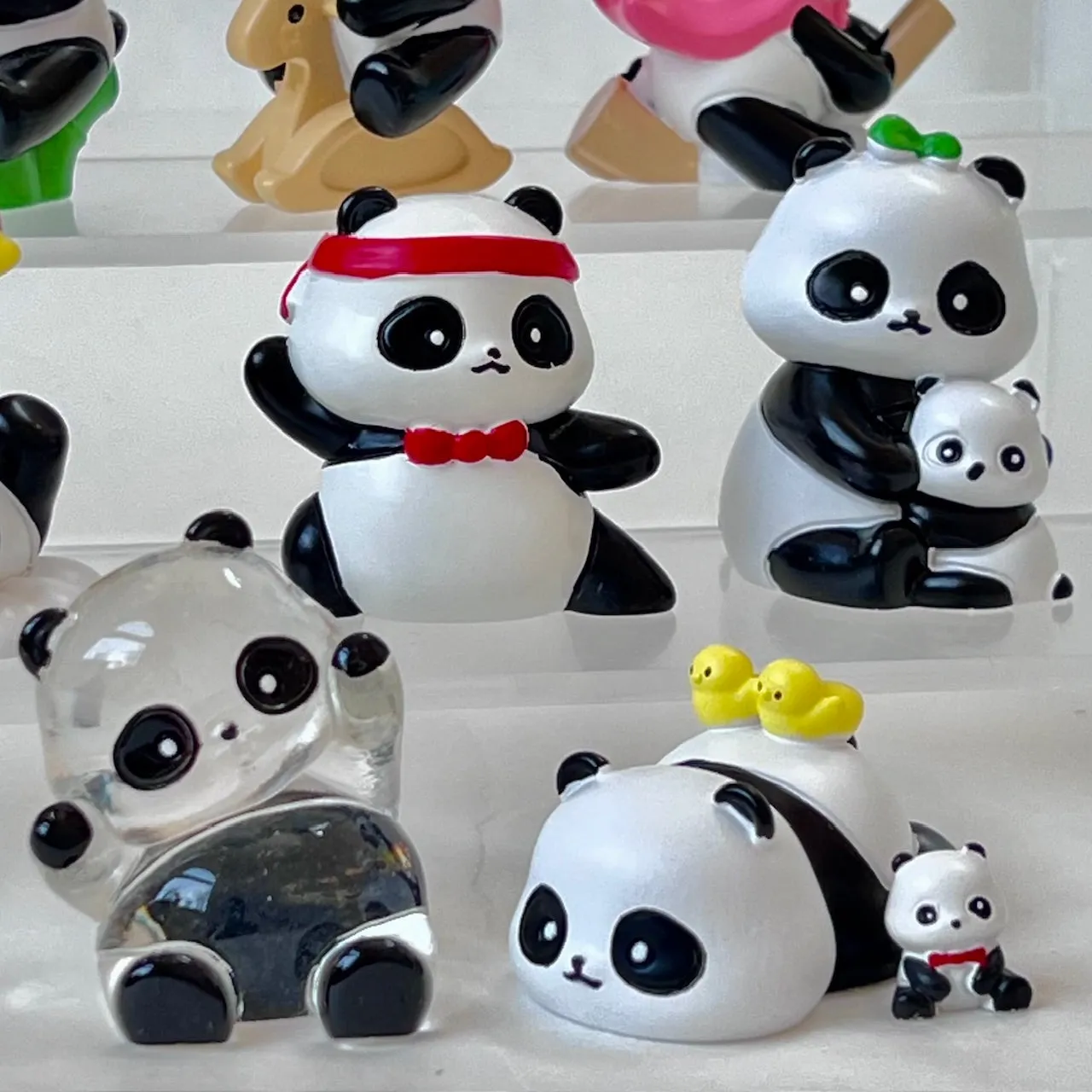 71004 PANDA FIGURINE BLIND BOX-8
