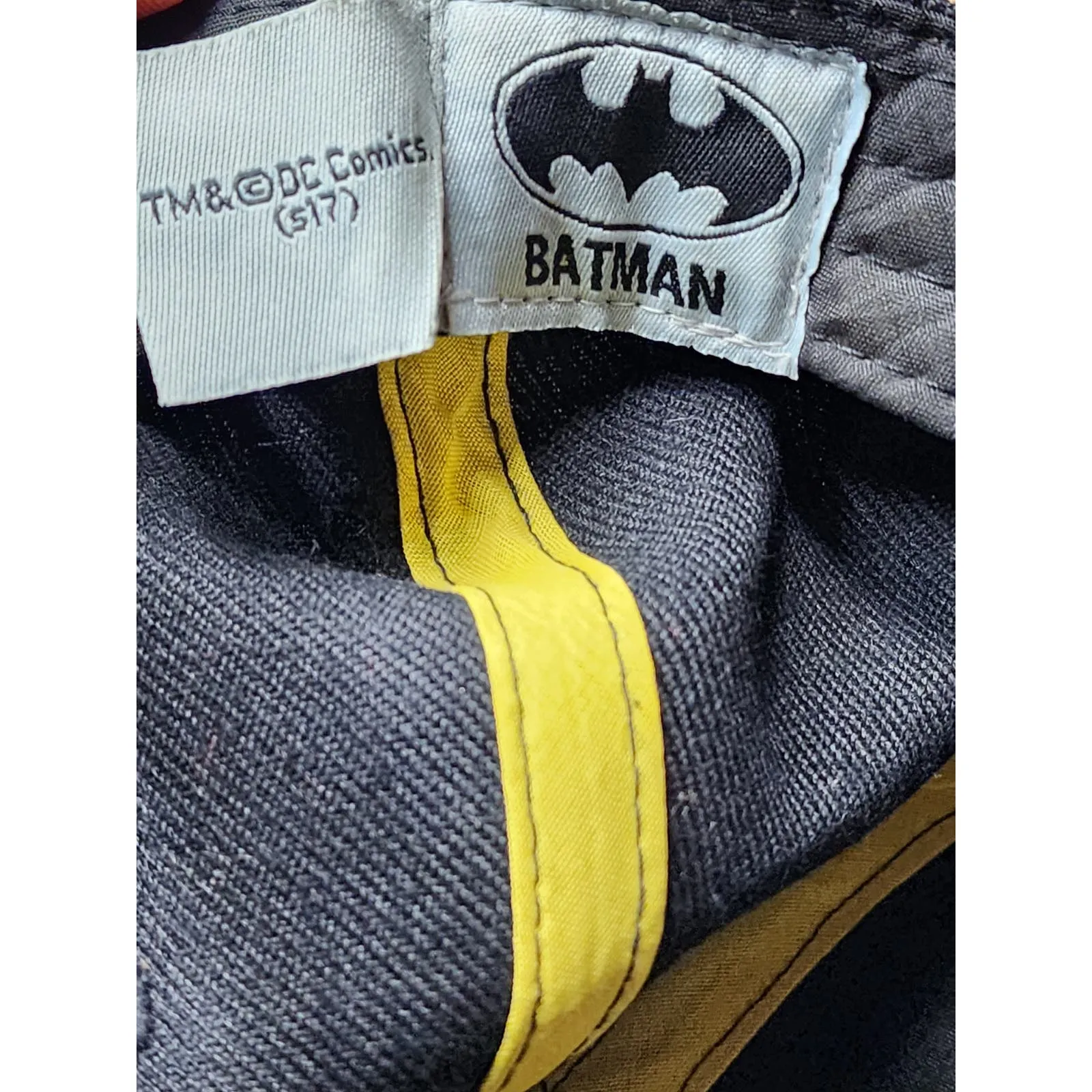 Batman Hat Superhero Cap Wide Brim Black Silver Snapback Streetwear Urban Emblem