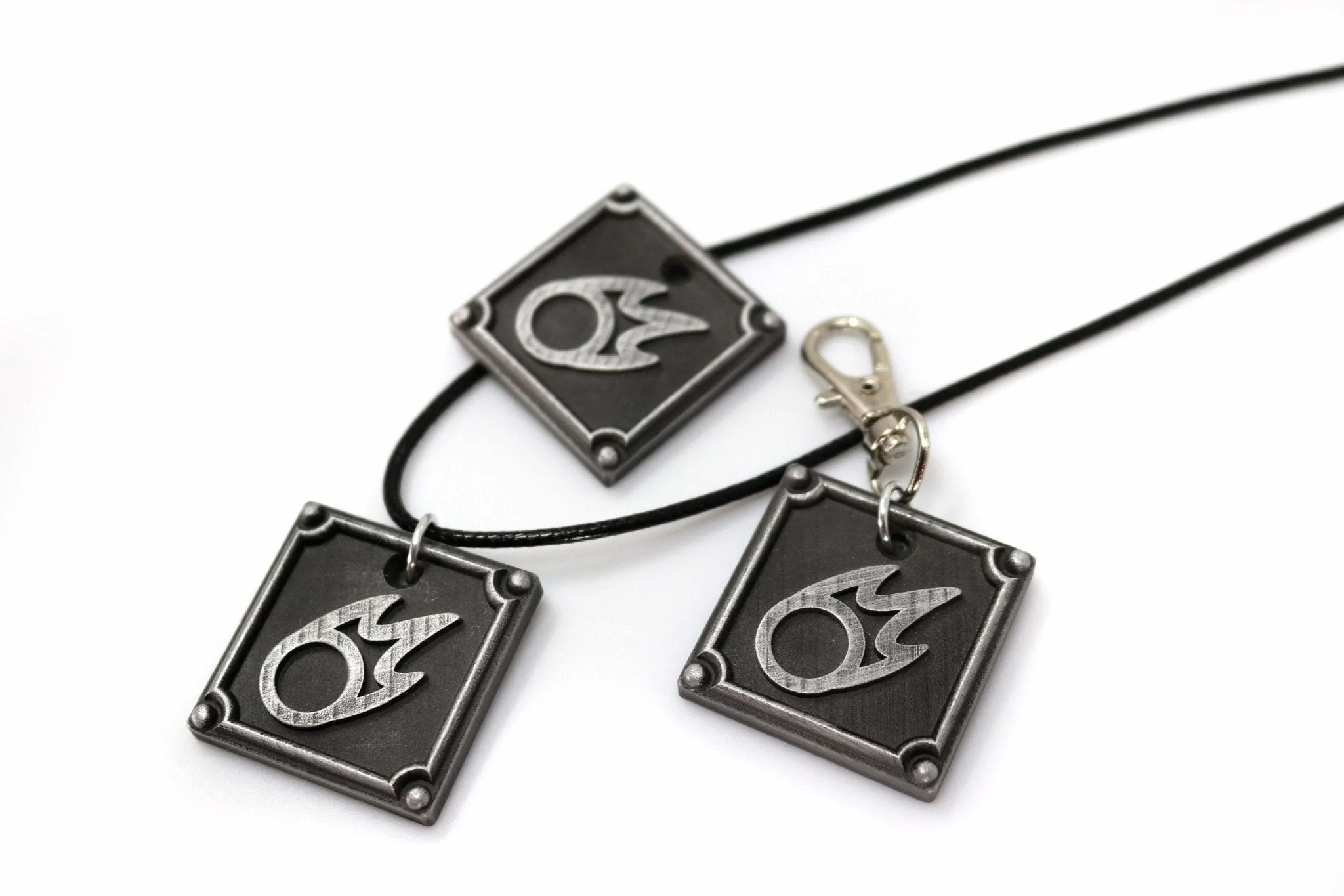 Black Mage Job Icons Keychain / Necklace - FFXIV
