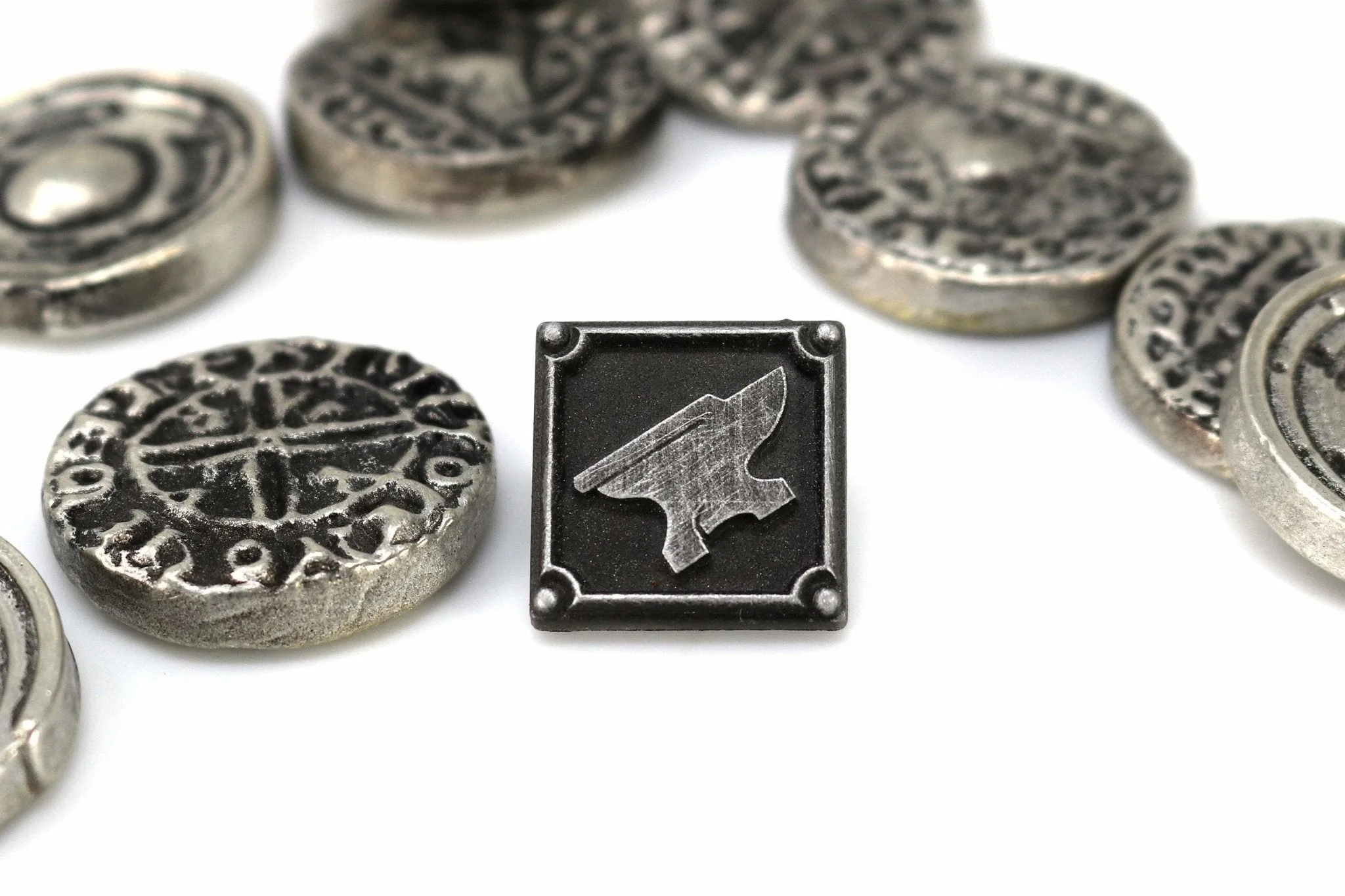 Blacksmith Crafting Charm Pin - FFXIV