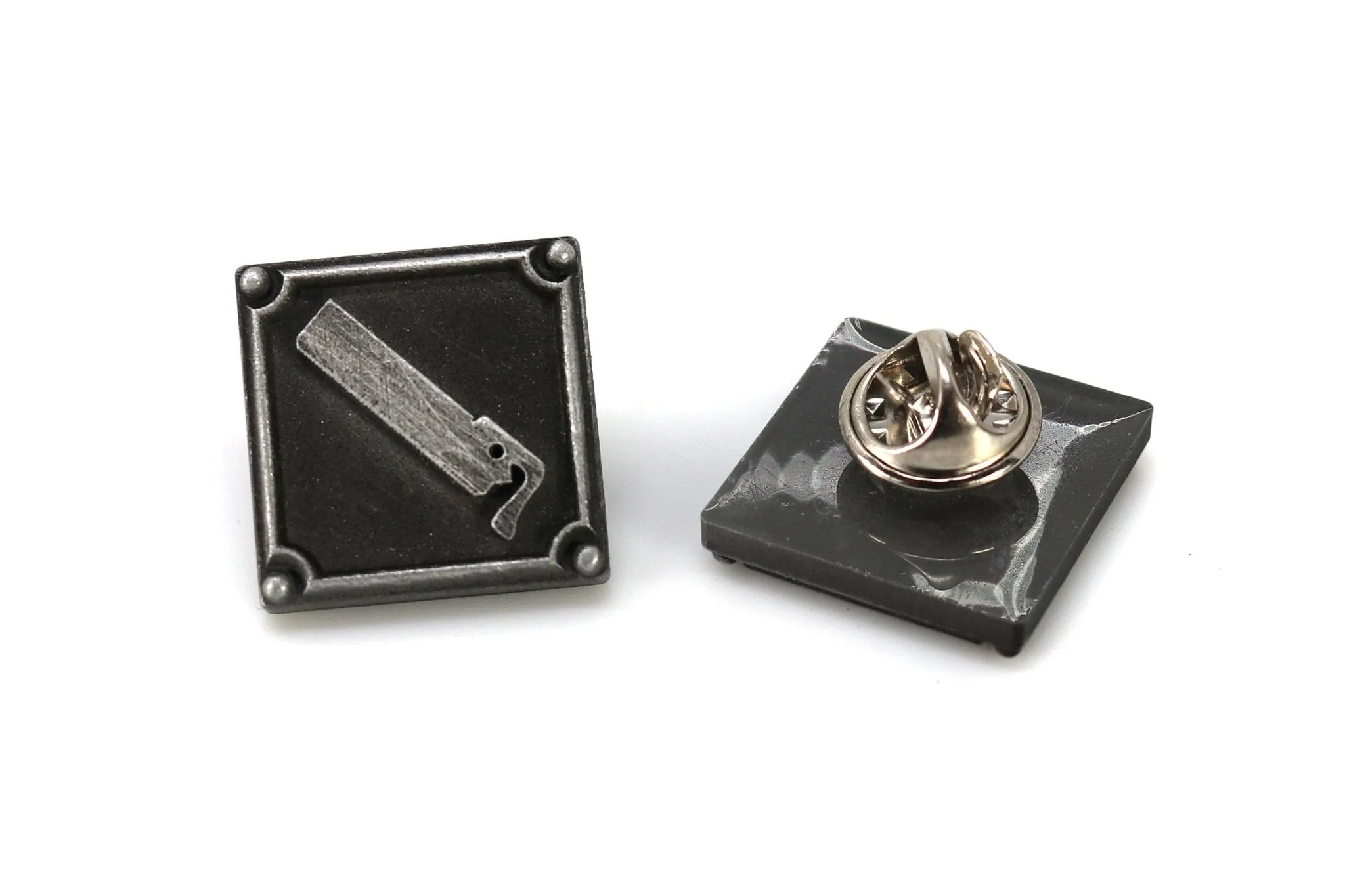 Carpenter Crafting Charm Pin - FFXIV