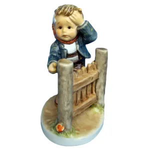 Hummel Figurine: An Emergency - 436