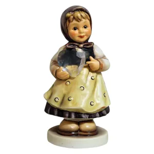 Hummel Figurine: Heartfelt - 856