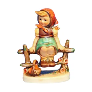 Hummel Figurine: Just Resting - 112/3/0
