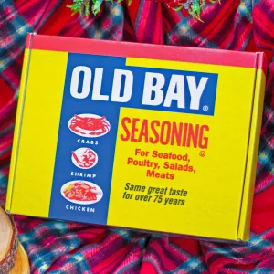 Old Bay Can / Gift Box