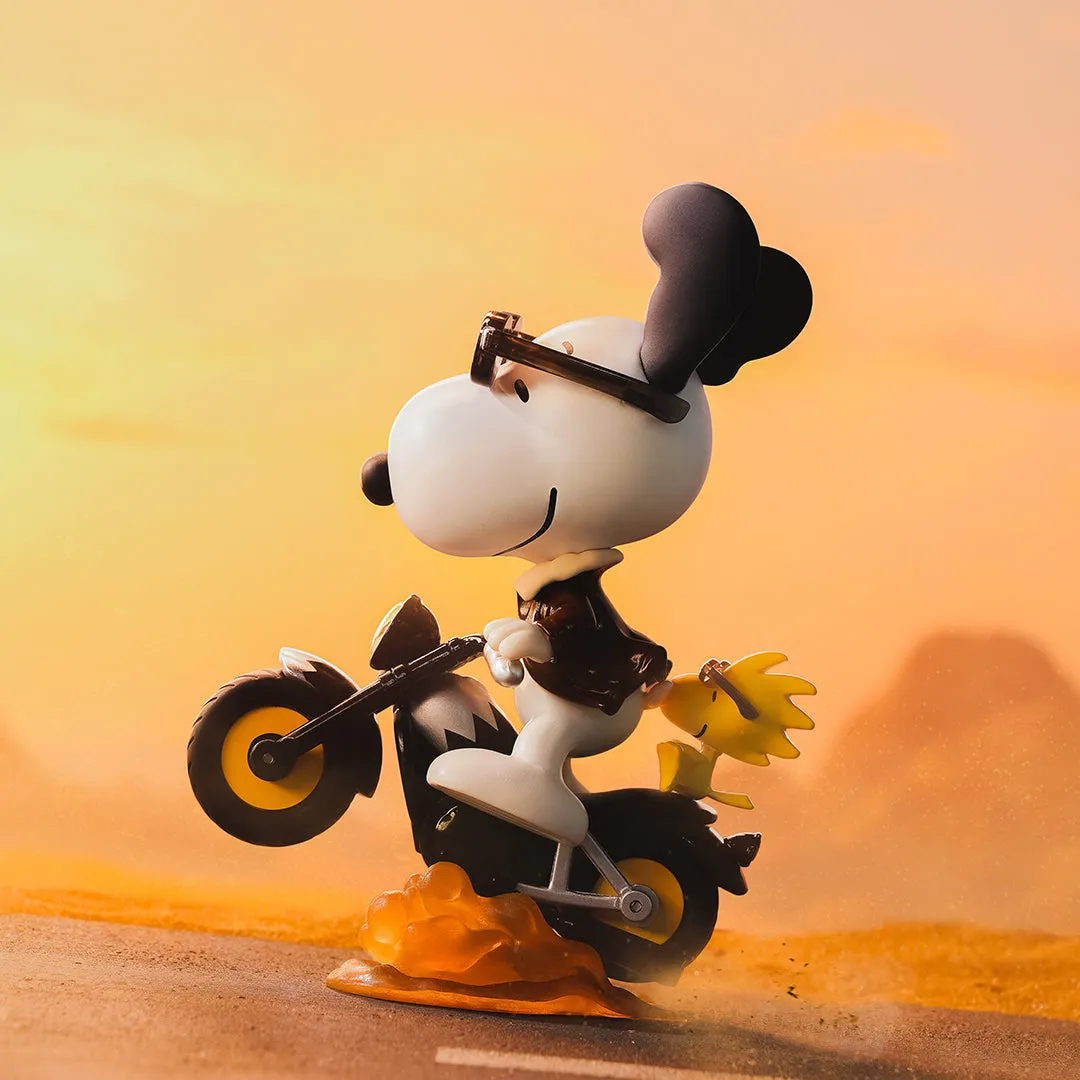 POP MART Snoopy The Best Friends Series Blind Box