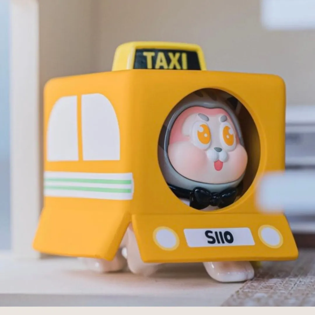 Top Toy: The Sllo Cat Peekaboo Series Blind Box