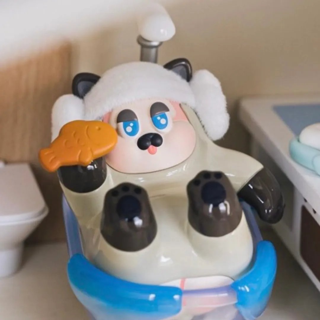 Top Toy: The Sllo Cat Peekaboo Series Blind Box