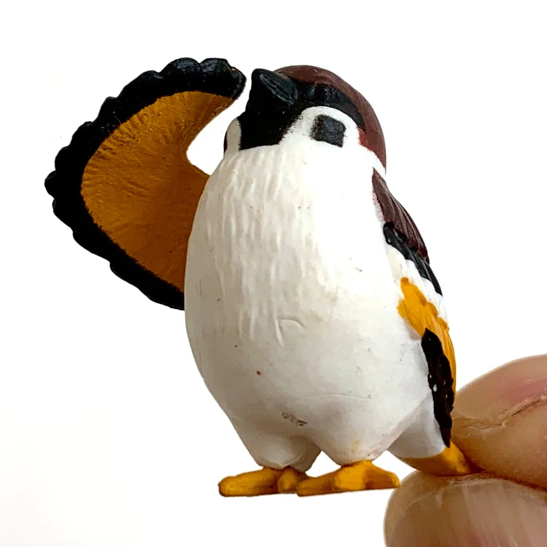 X 70725 SALUTING ANIMALS BLIND BOX-DISCONTINUED