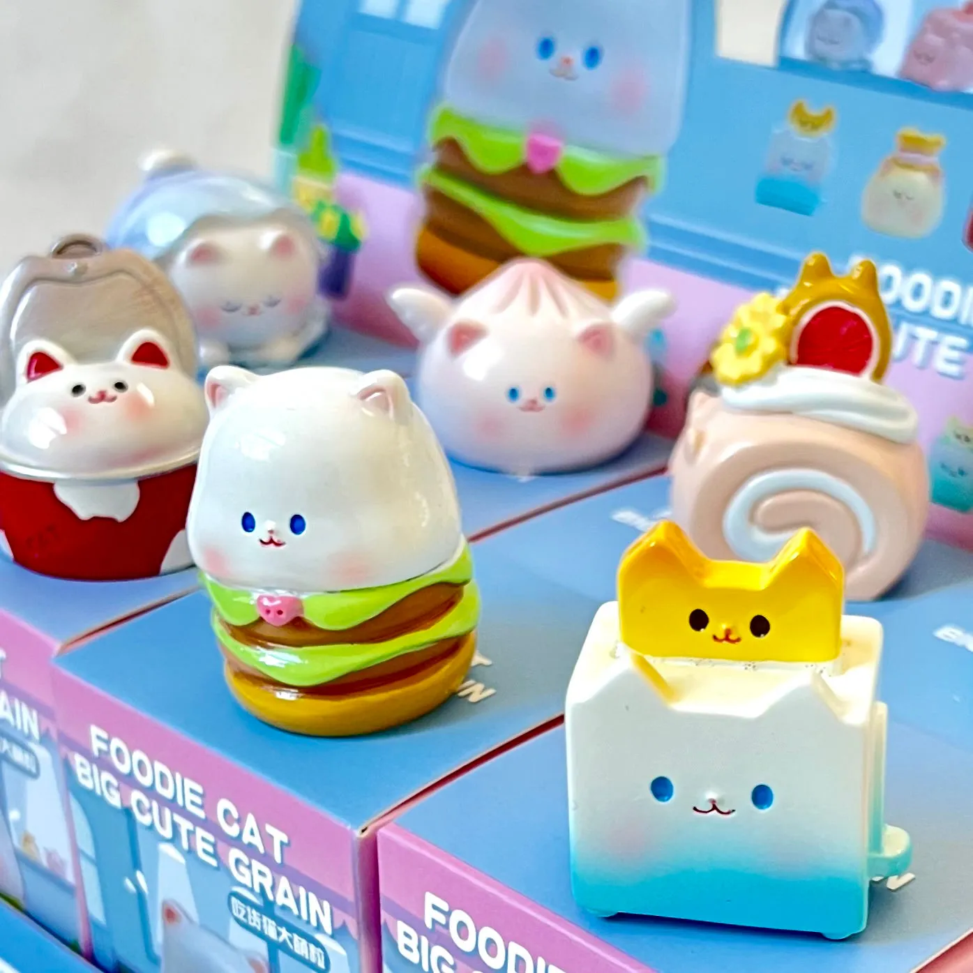 X 71002 FOODIE CATS FIGURINE BLIND BOX-DISCONTINUED