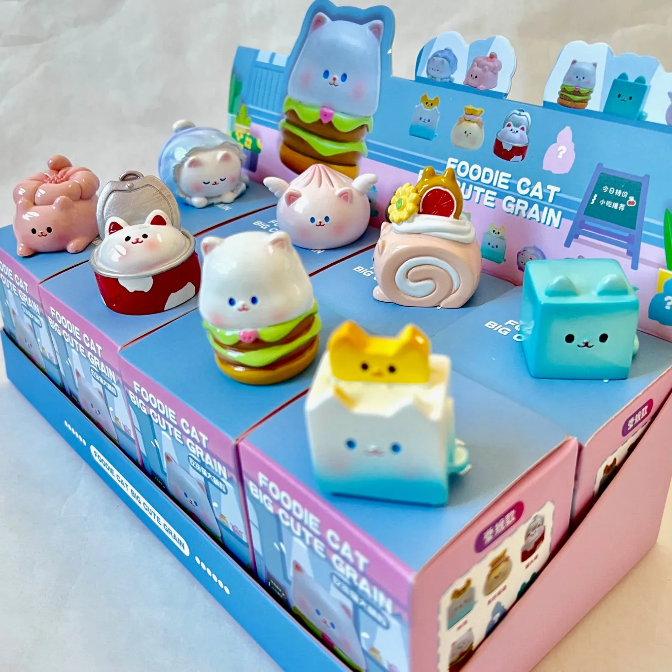 X 71002 FOODIE CATS FIGURINE BLIND BOX-DISCONTINUED
