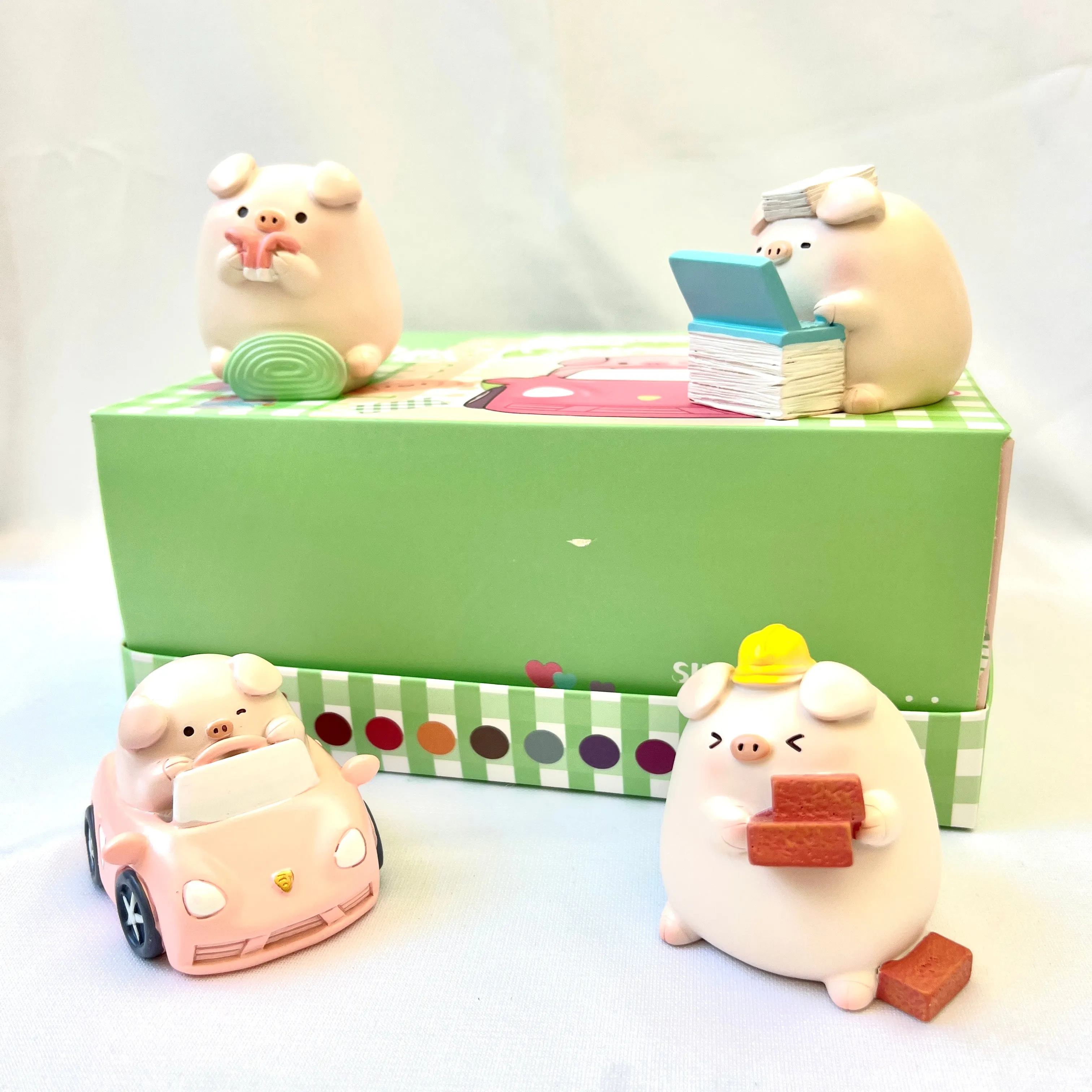 X 71016 PIGGY FIGURINE BLIND BOX-DISCONTINUED